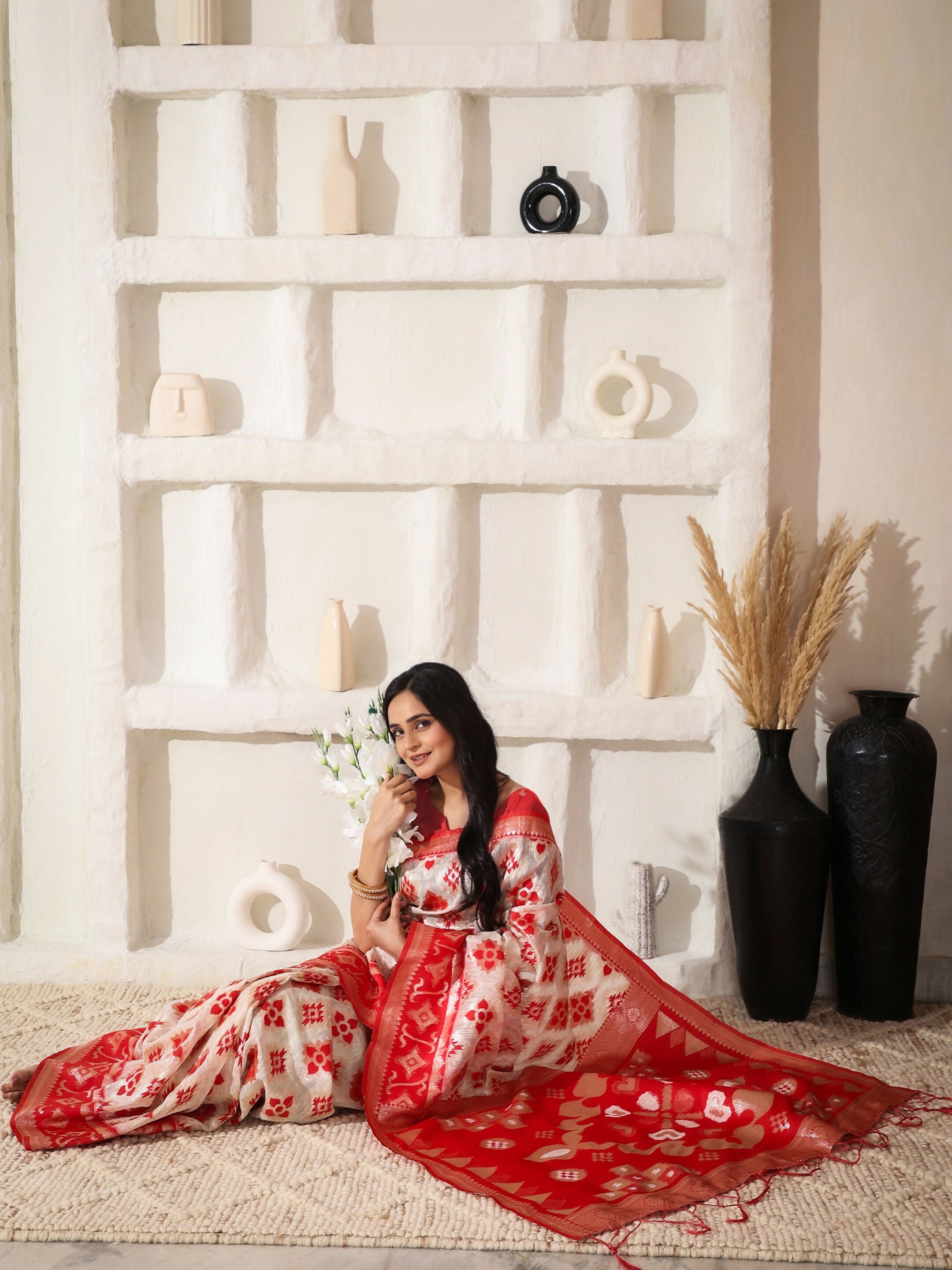 Shree Shyam Fashion Linen Cotton Red & White Saree
