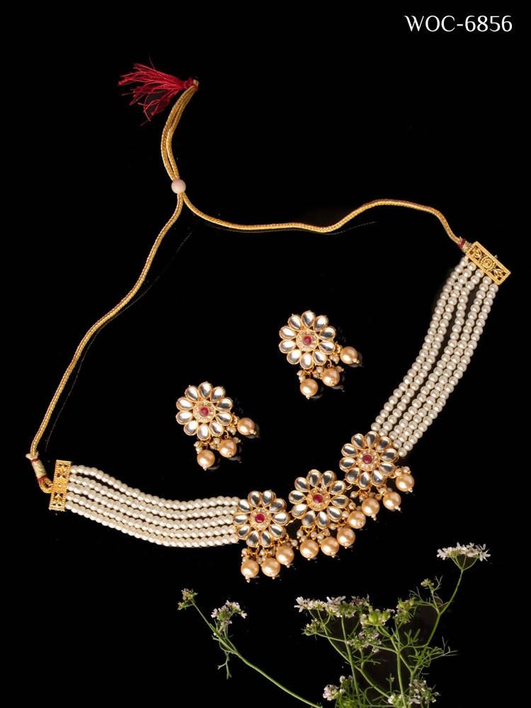 Johar Kamal Golden Beads and Pearl Gold-Polished Jewellery Set
