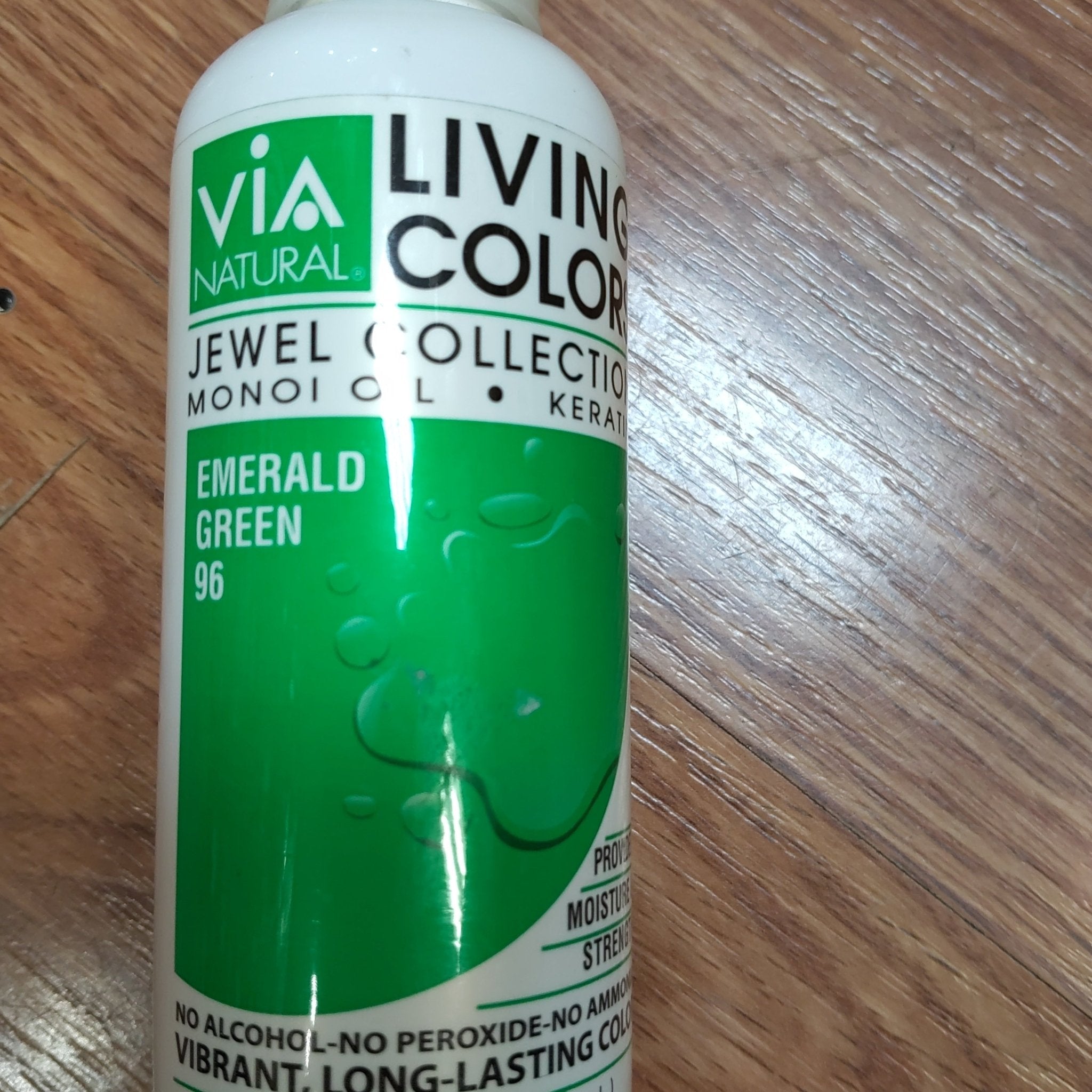 Packaging for Via Living Colors Semi-Permanent Hair Color in Emerald Green #96
