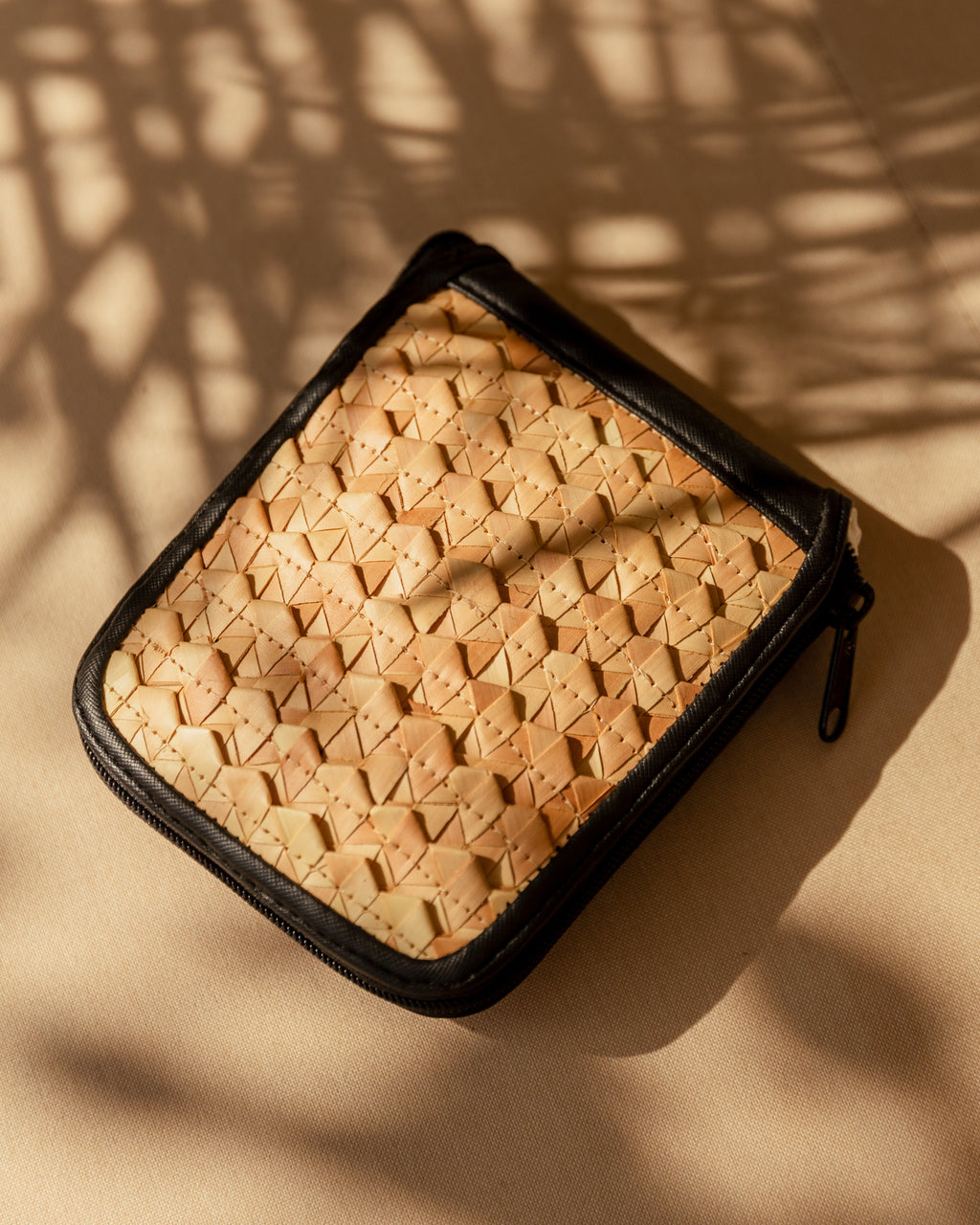 Woven Rattan and Canvas Zippered Pouch Eco-Friendly Travel Case - Image 3