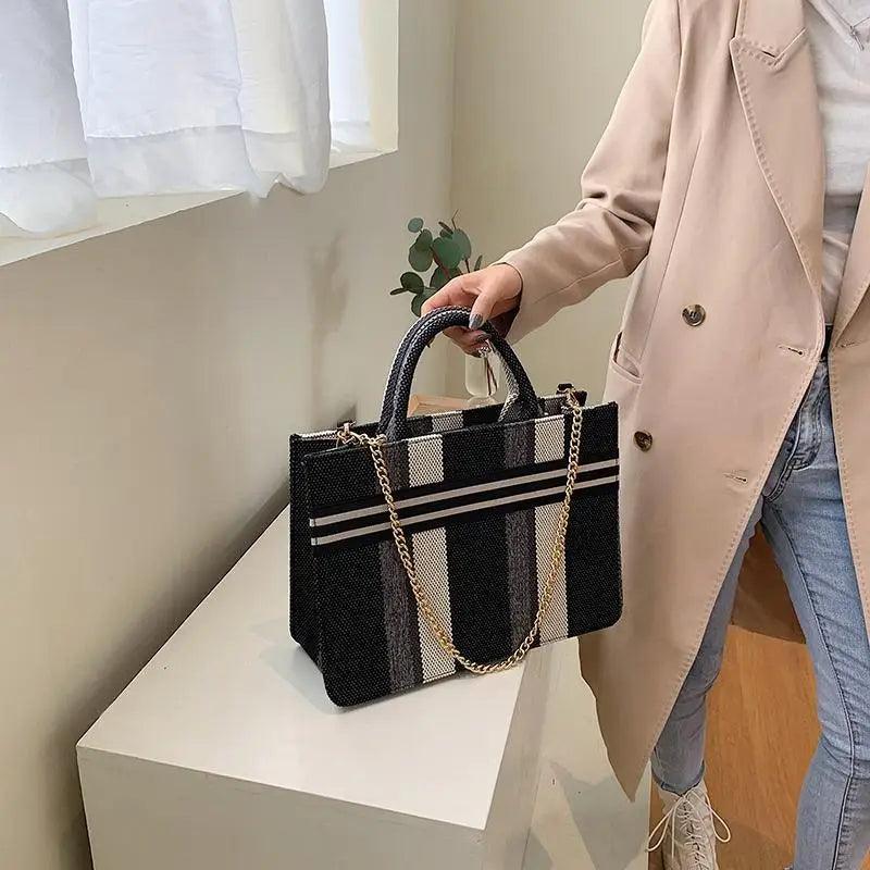 Vintage Style Canvas Large Capacity Shoulder & Crossbody Bag