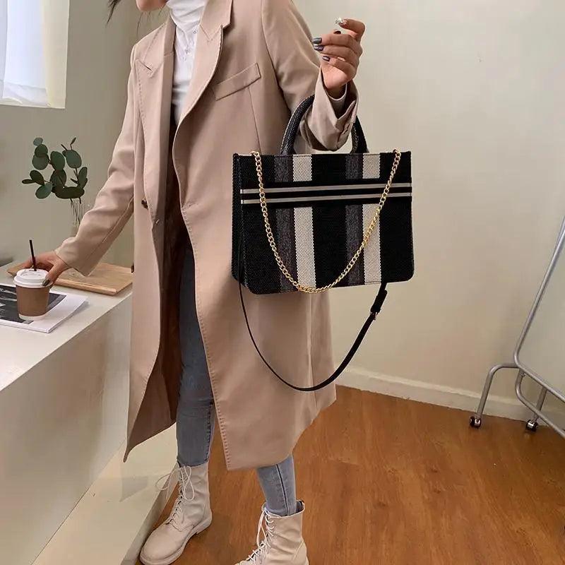 Vintage Style Canvas Large Capacity Shoulder & Crossbody Bag