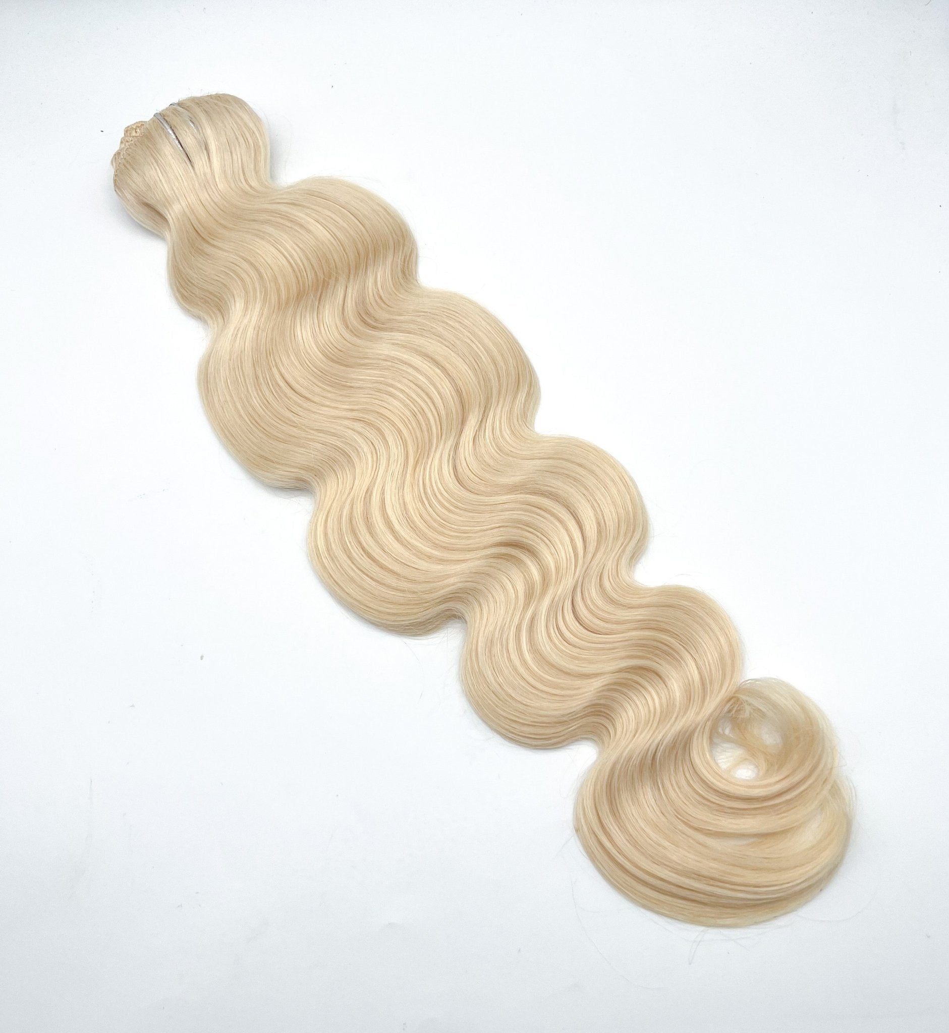 24" Body Wave Clip-In Hair Extensions 170g Light Brown Blonde