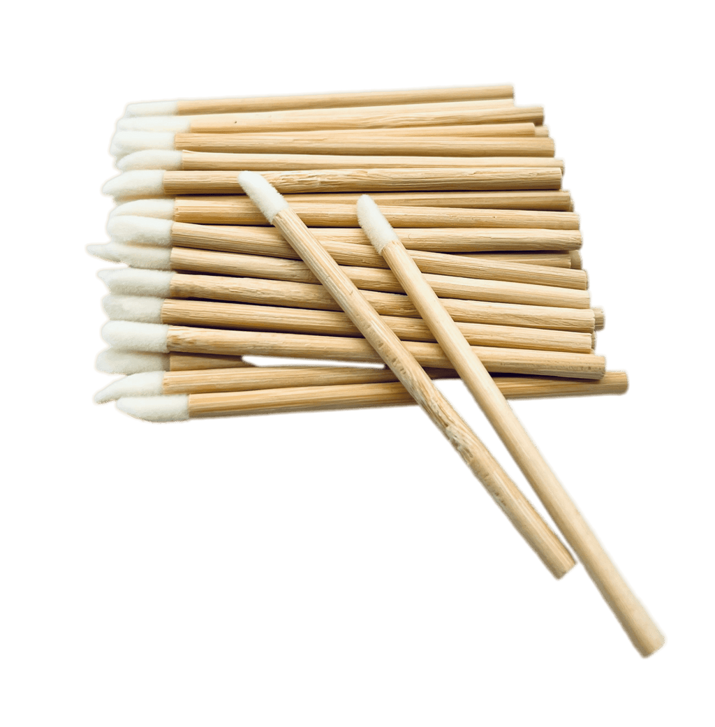 50-pack of disposable lip and eyelash brushes with natural bamboo handles and white fiber tips