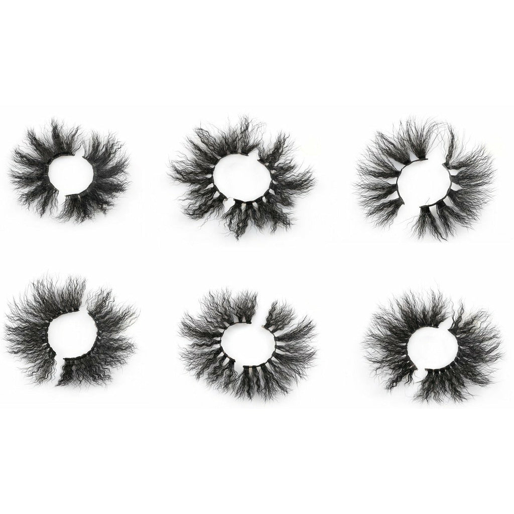 Close up of VIP Kinky Curl Lashes showing the unique dramatic curl pattern