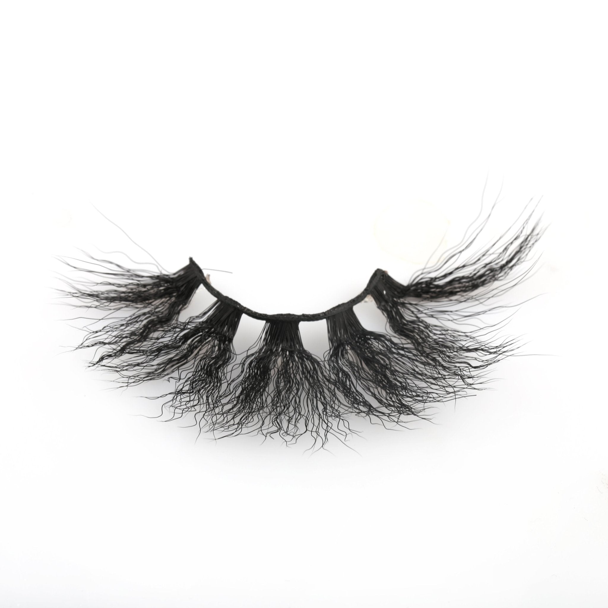 VIP Kinky Curl Lashes - Dramatic Volume & Natural Curly Pattern