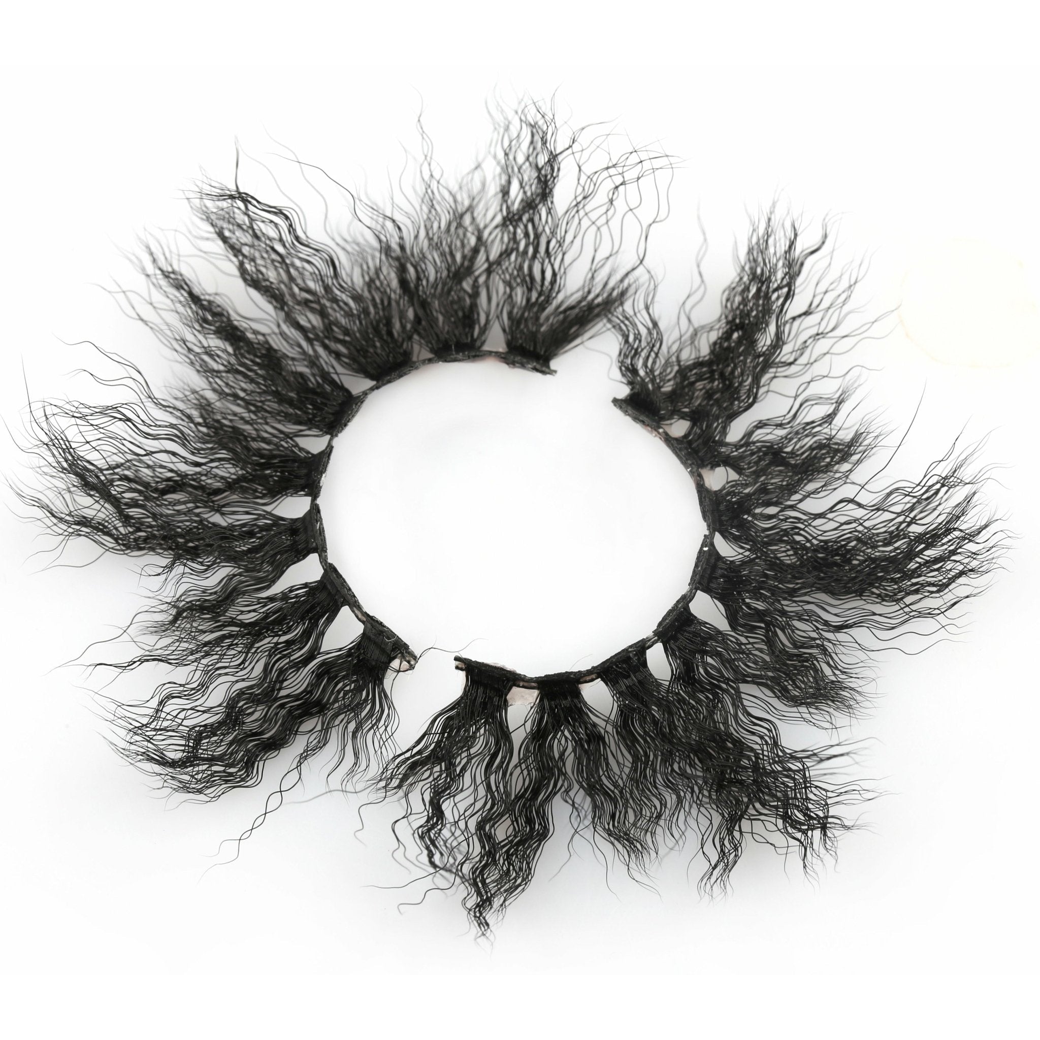 VIP Kinky Curl Lashes - Dramatic Volume & Natural Curly Pattern