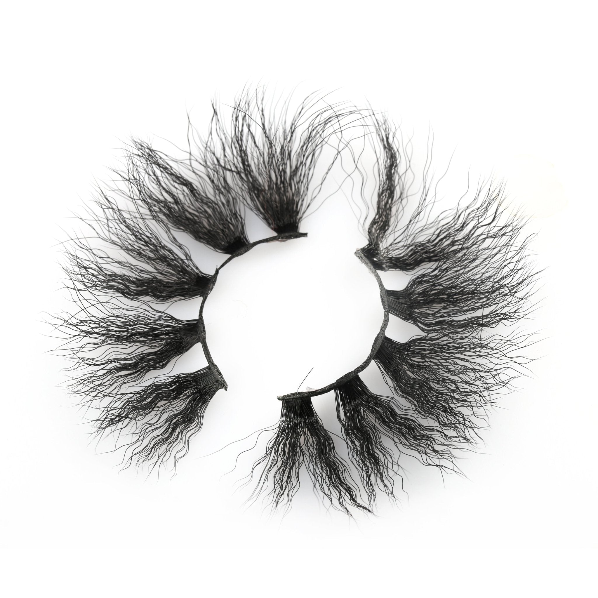 VIP Kinky Curl Lashes - Dramatic Volume & Natural Curly Pattern