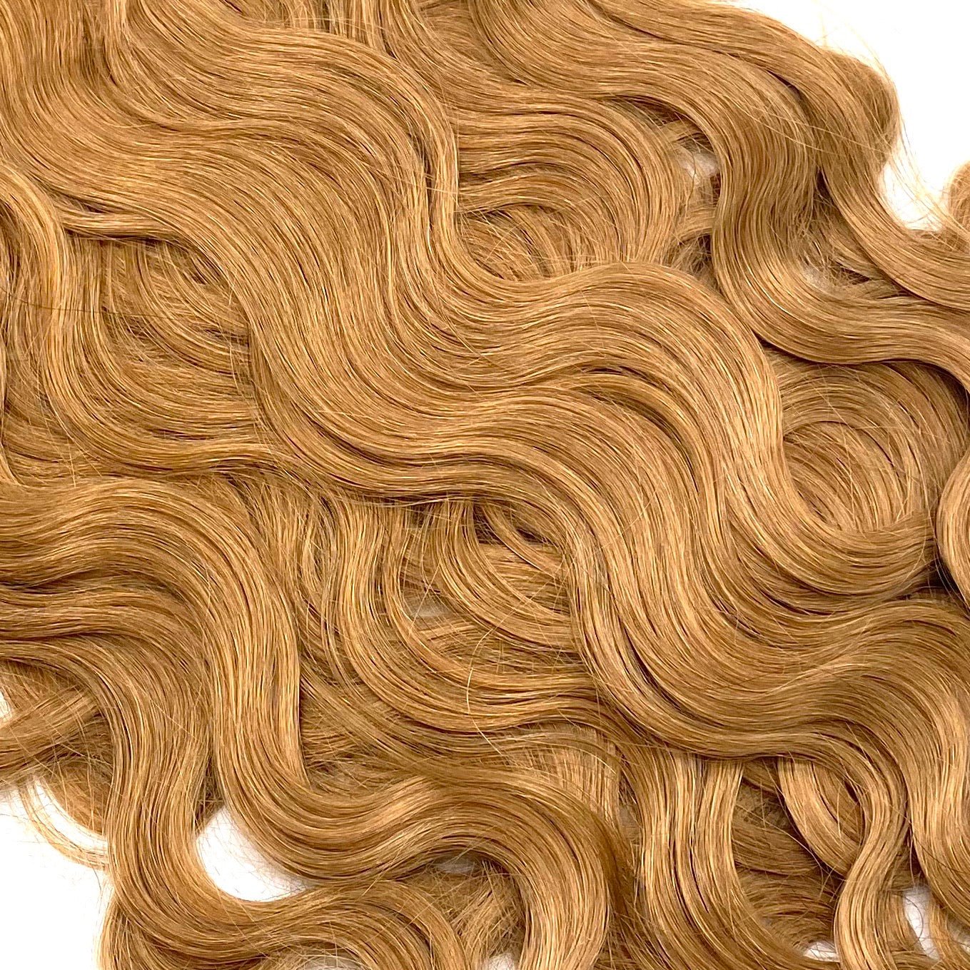 18 Inch Wavy Human Hair Extensions - Seamless Glamour Style