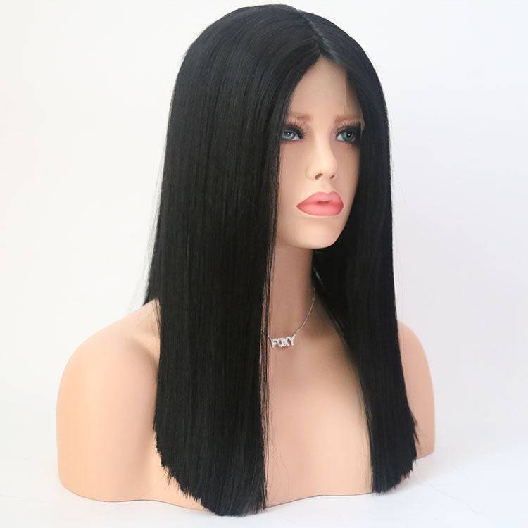 18-inch synthetic lace front wig in natural black 1B color