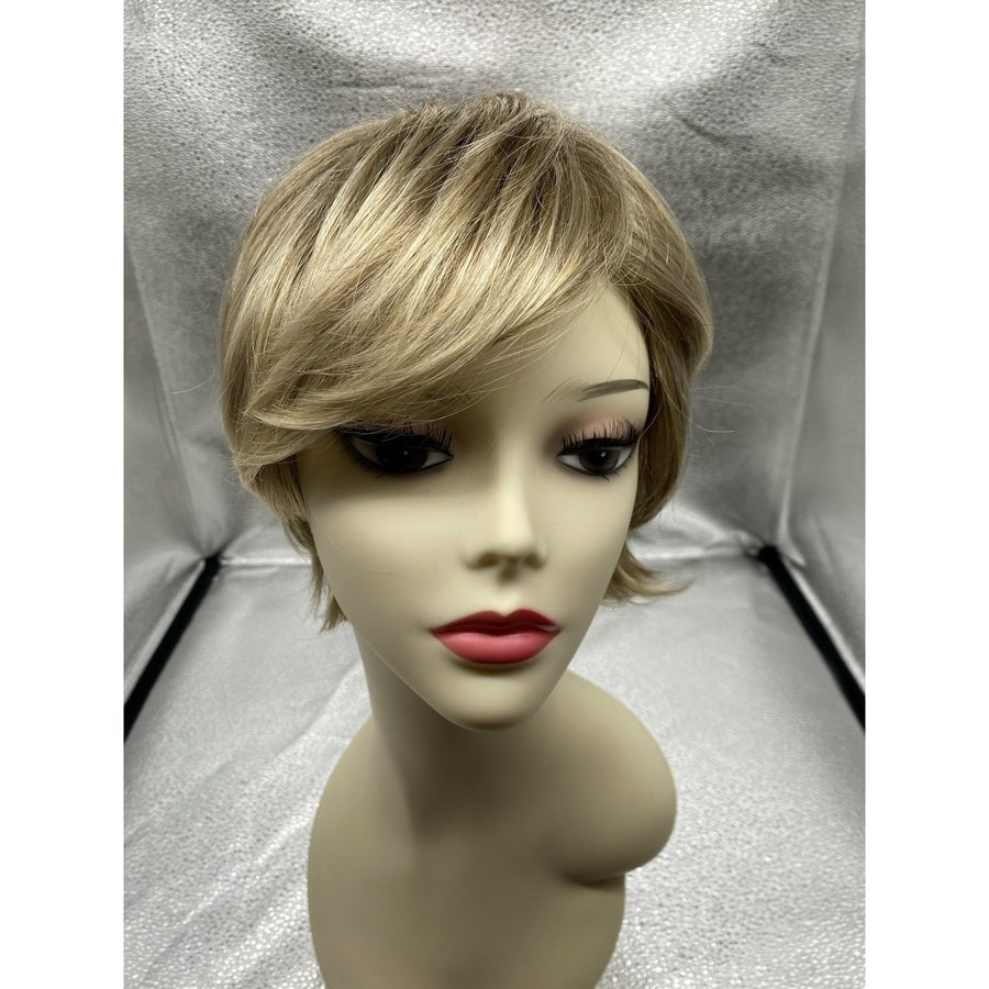 Voltage Short Layered Wig