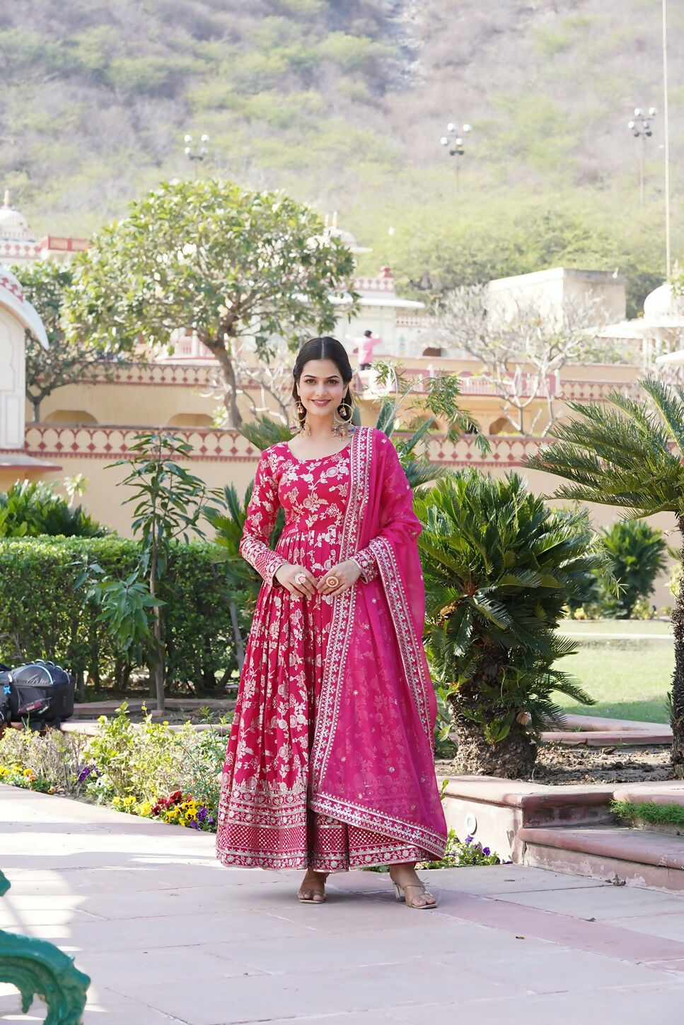 Pink Viscose Jacquard Kurta Set with Sequence Embroidery