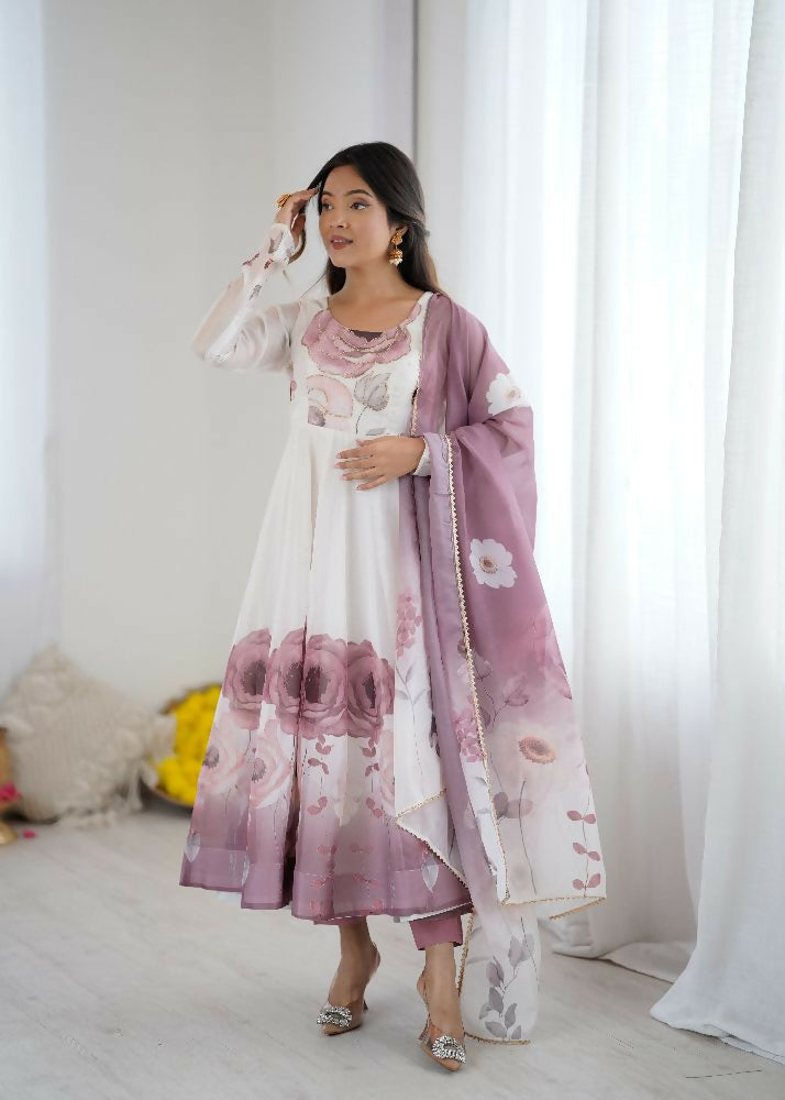 Onion Pink organza kurta set with detailed sequin embroidery work for women