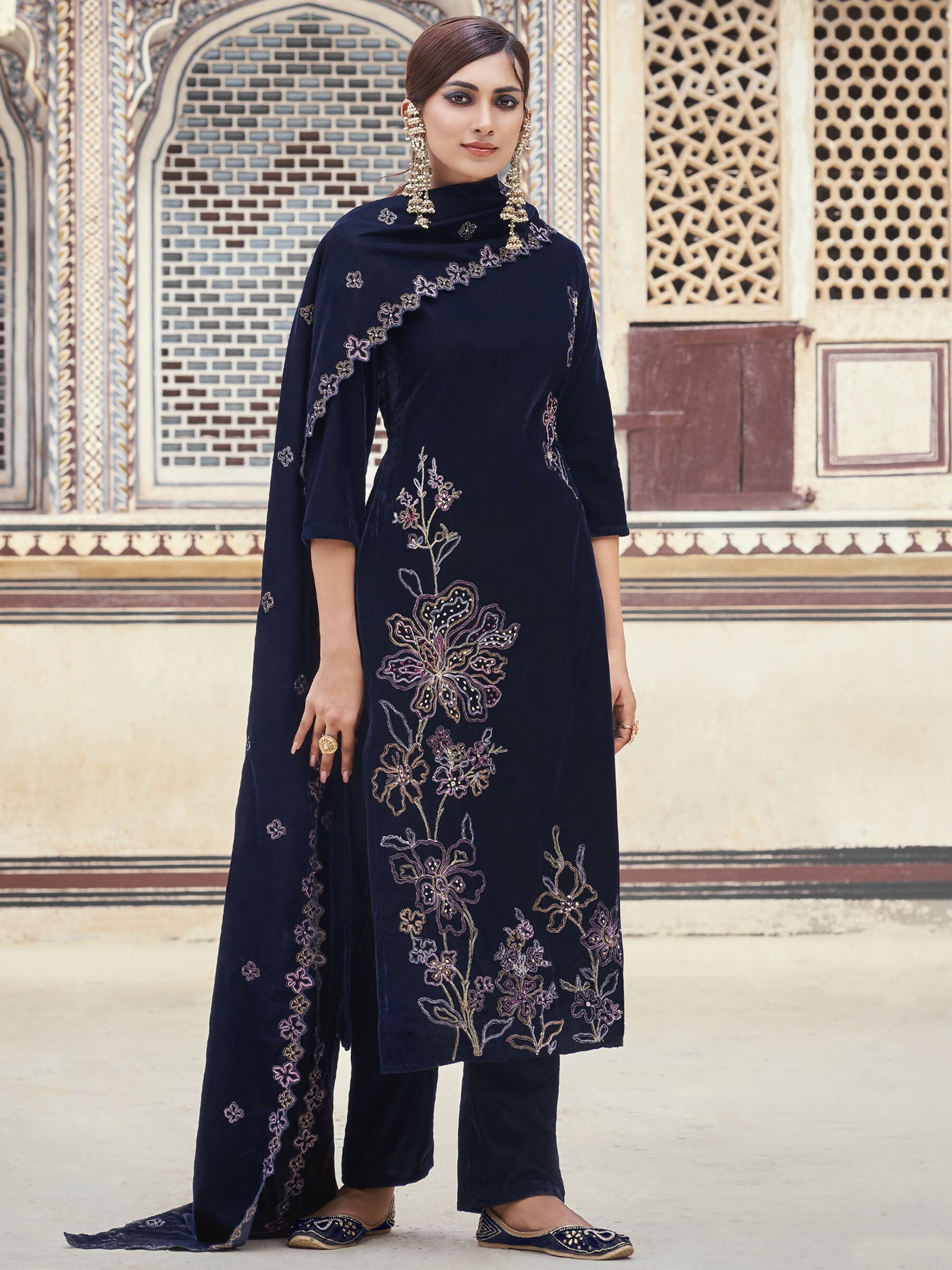 Navy Blue Velvet Straight Kurta Set with Resham Thread & Sequin
