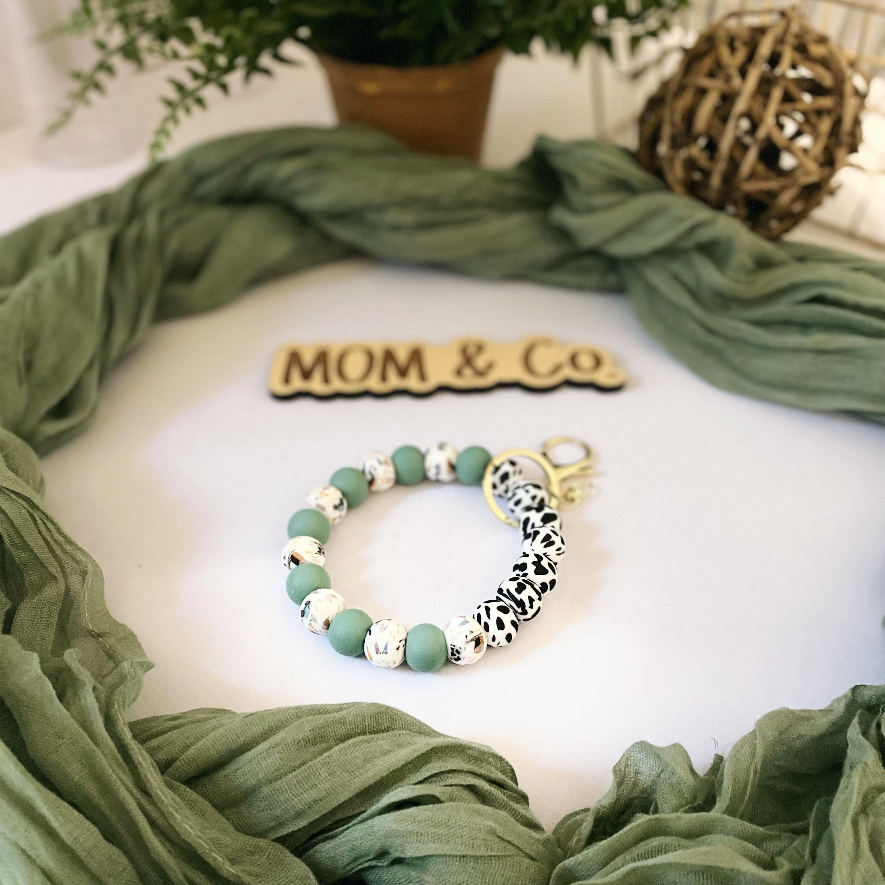 On The Farm Bead Wristlet