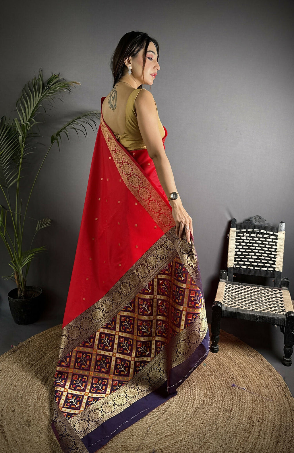 Joban Fashion Red Banarasi Cotton Silk Woven Saree
