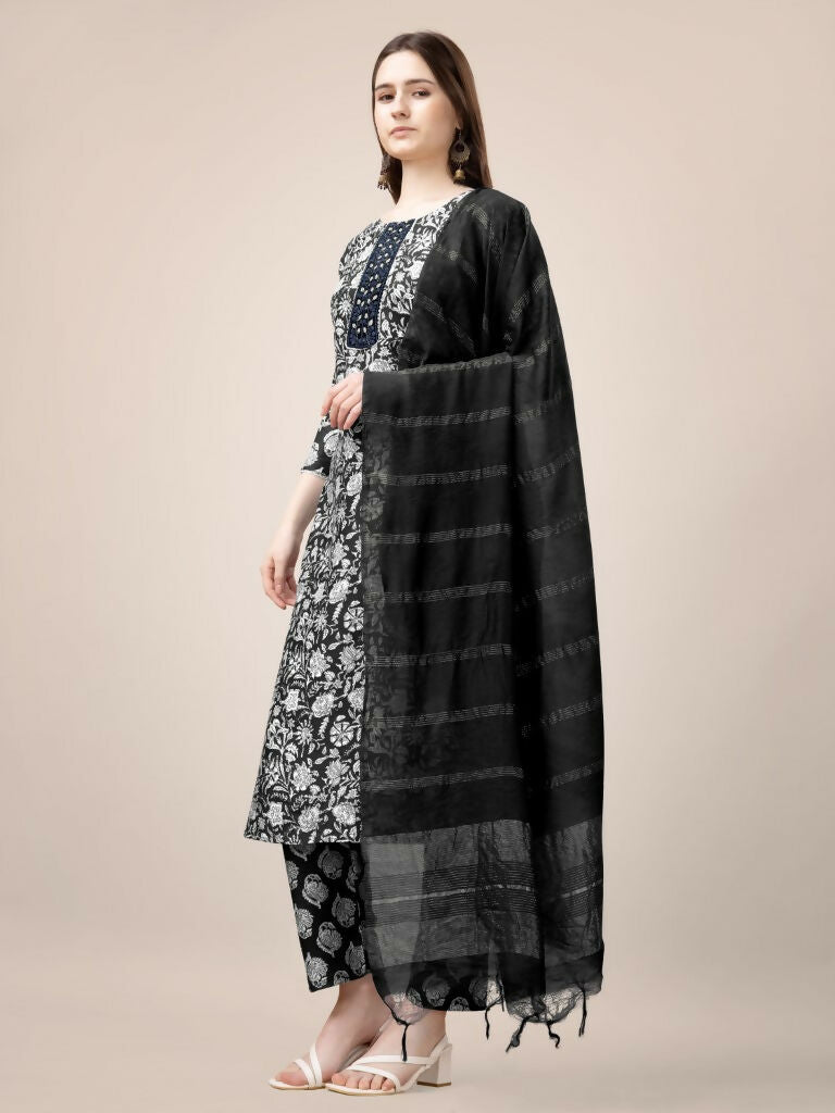 Women's Black Rayon Printed Kurta Set with Embroidery & Lace
