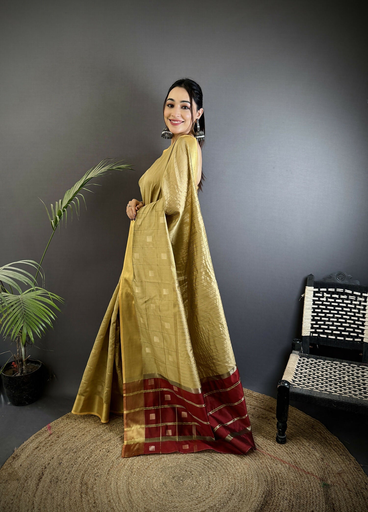 Joban Fashion Ivory Bhagalpuri Cotton Silk Stripes/Box Saree