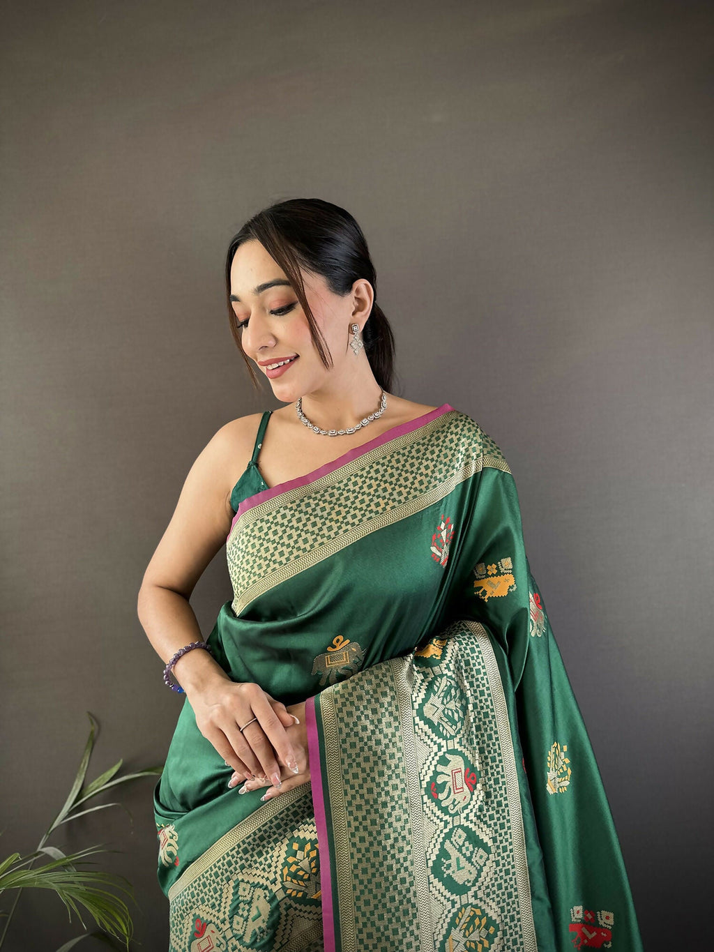 Green Elephant & Floral Motif Soft Lichi Silk Banarasi Saree
