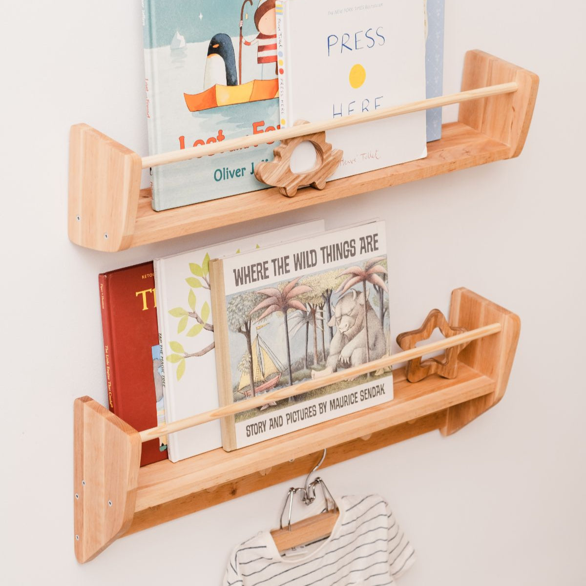 Wall-Mounted Nursery Bookshelf for Organized Kids' Room Storage
