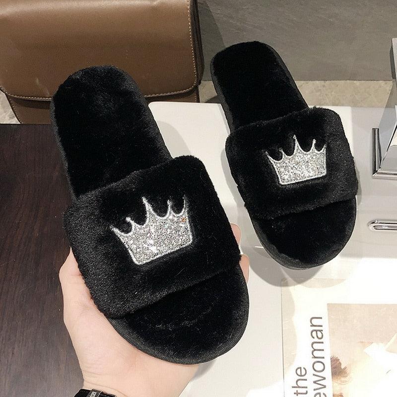 Women’s Fuzzy Heart Shape Spa Slides – Soft Faux Fur House Shoes
