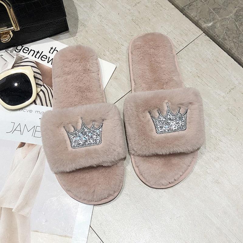 Women’s Fuzzy Heart Shape Spa Slides – Soft Faux Fur House Shoes