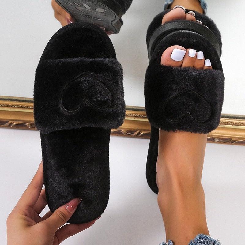 Women’s Fuzzy Heart Shape Spa Slides – Soft Faux Fur House Shoes
