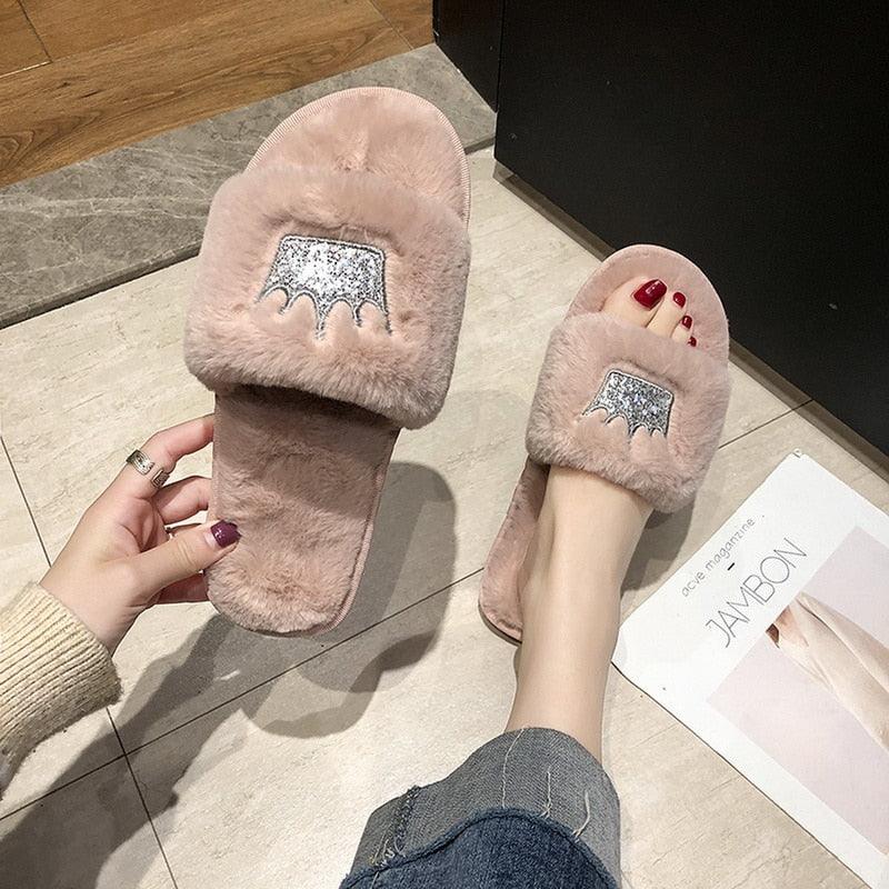 Women’s Fuzzy Heart Shape Spa Slides – Soft Faux Fur House Shoes