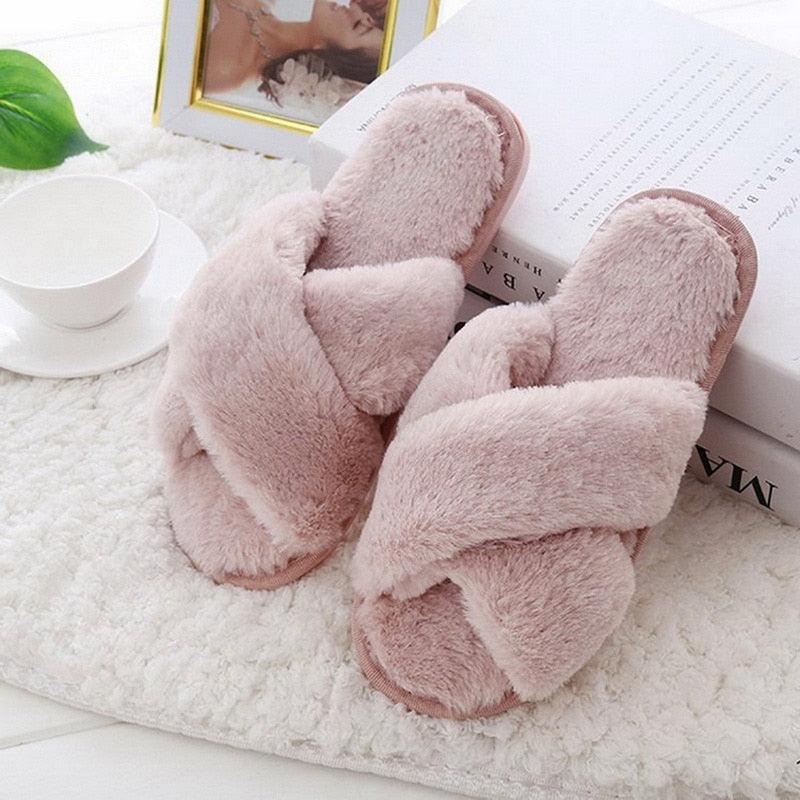 Women’s Warm Fluffy Memory Foam Slippers – Cozy Indoor Slides