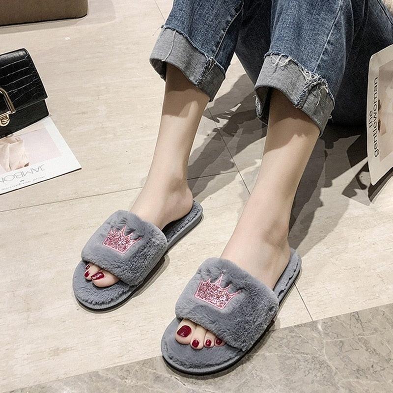 Women’s Warm Fluffy Memory Foam Slippers – Cozy Indoor Slides