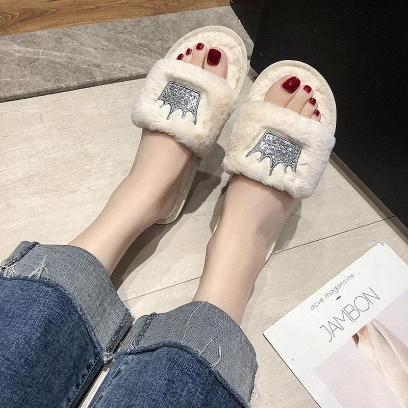 Women’s Warm Fluffy Memory Foam Slippers – Cozy Indoor Slides