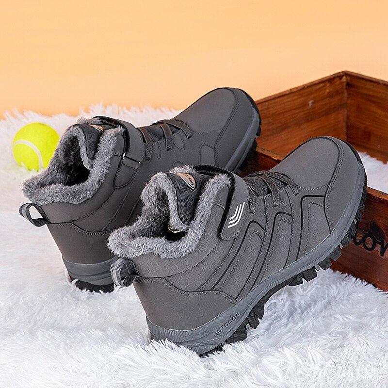 Unisex Fur-Lined Winter Snow Boots Anti-Slip Outdoor Hiking Shoes