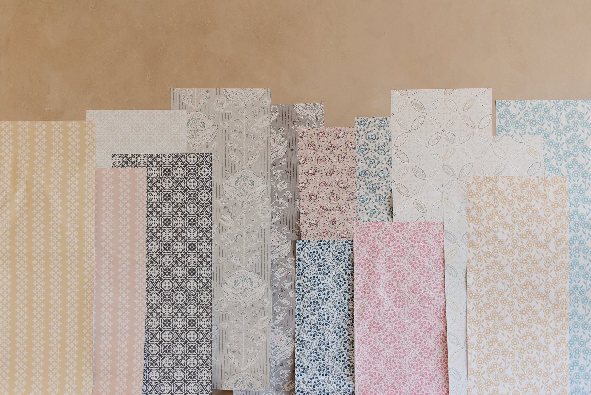 Maren Botanical Floral Removable Wallpaper in Grey, White, Sage-Green