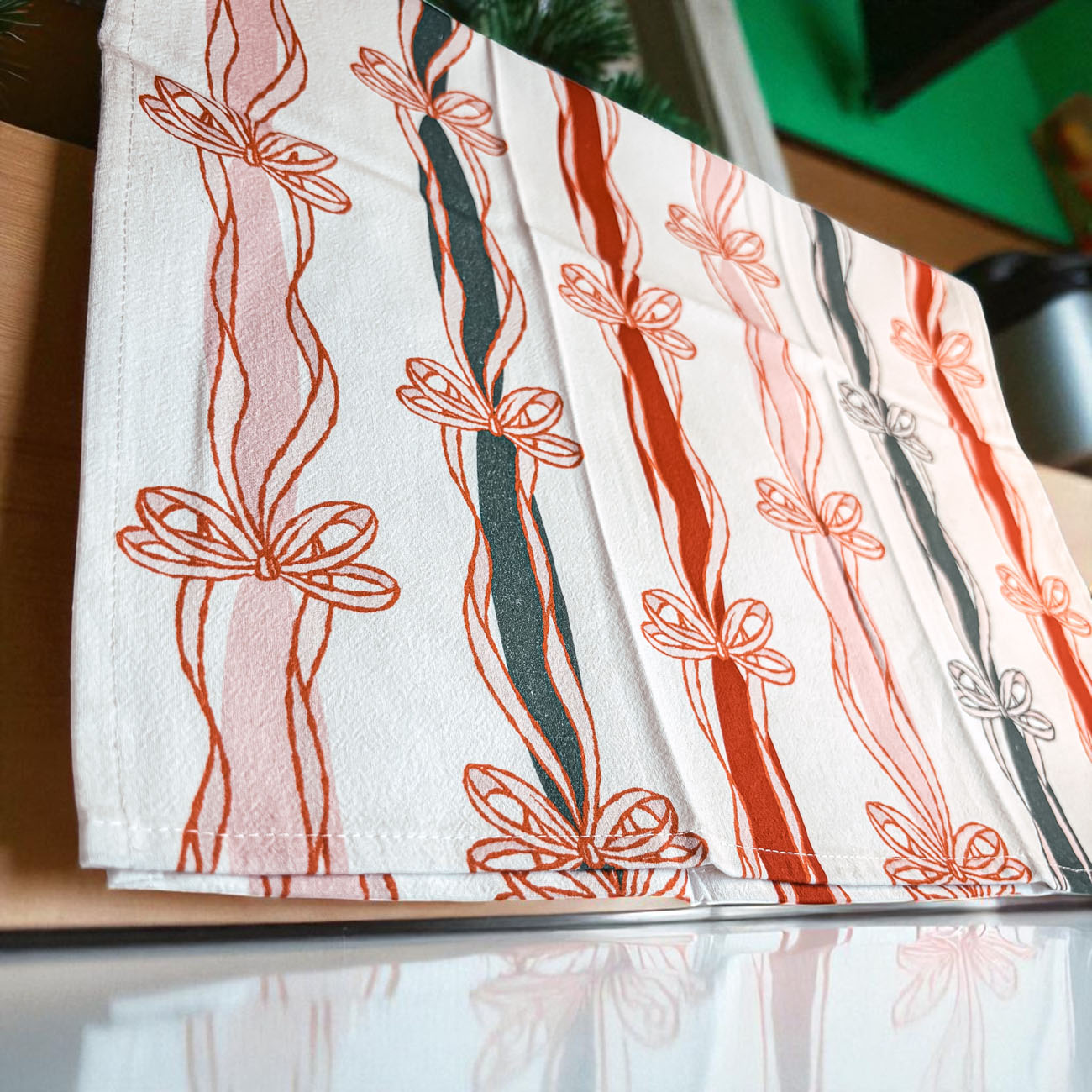 Merry Bright Coquette