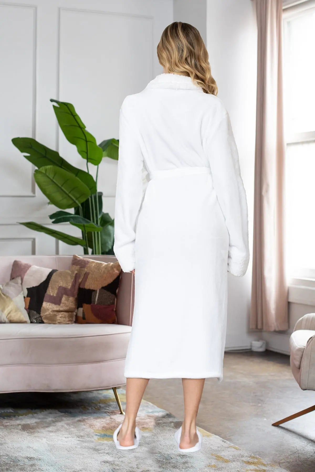 Women's Ultra Soft Plush Bathrobe - Cozy Loungewear Spa Robe