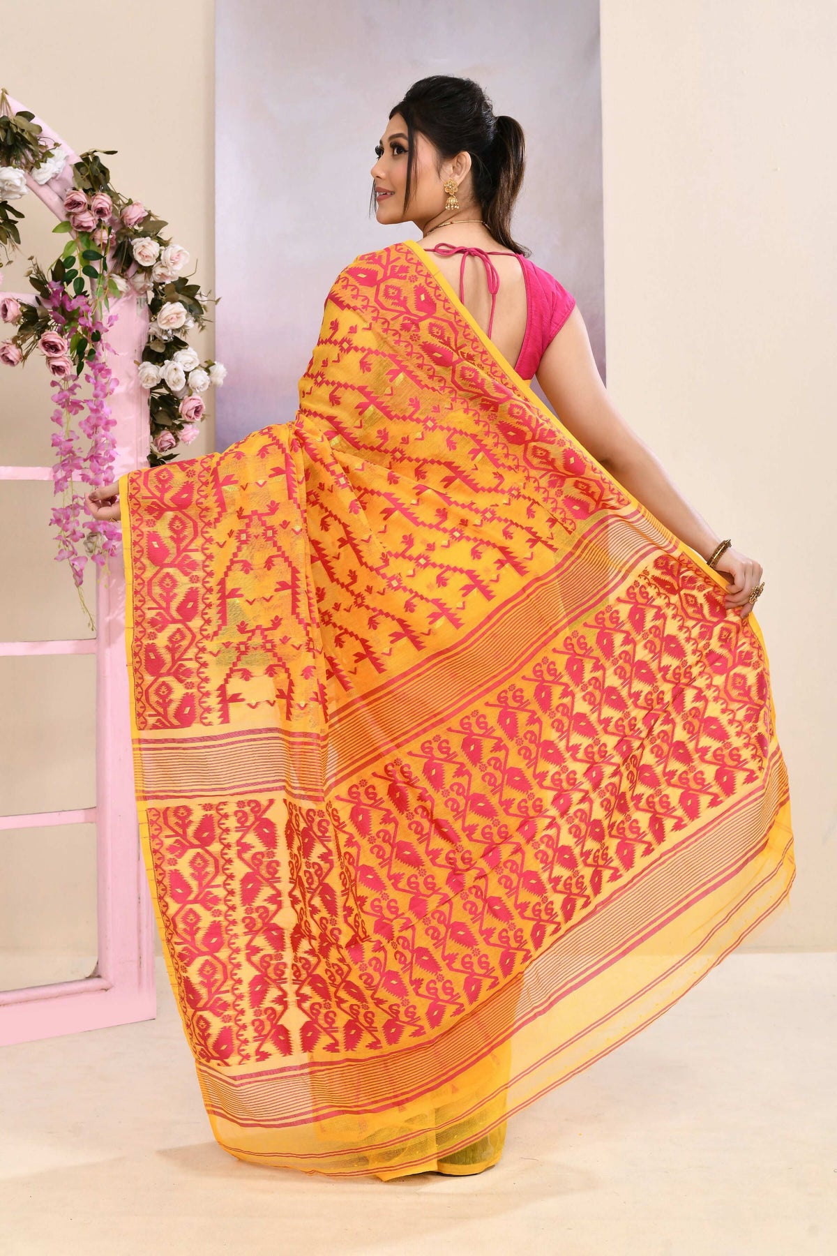 Yellow Embellished Cotton Blend Jamdani Saree for Women
