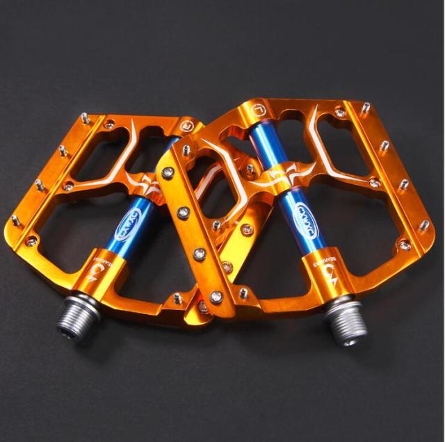 CNC Aluminum Flat Bike Pedals with 3 Sealed Bearings & Cleats