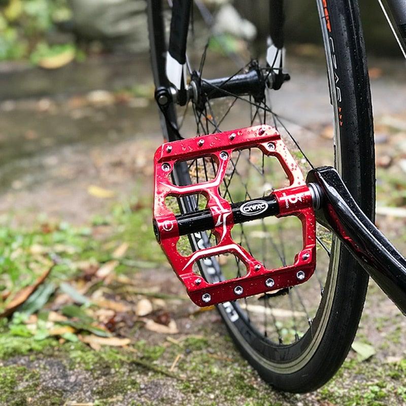 CNC Aluminum Flat Bike Pedals with 3 Sealed Bearings & Cleats