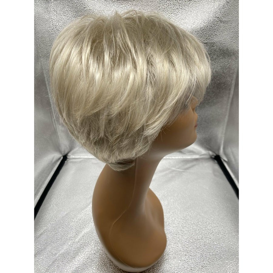 Winner Lightweight Pixie Cut Wig with Barely Waved Layers