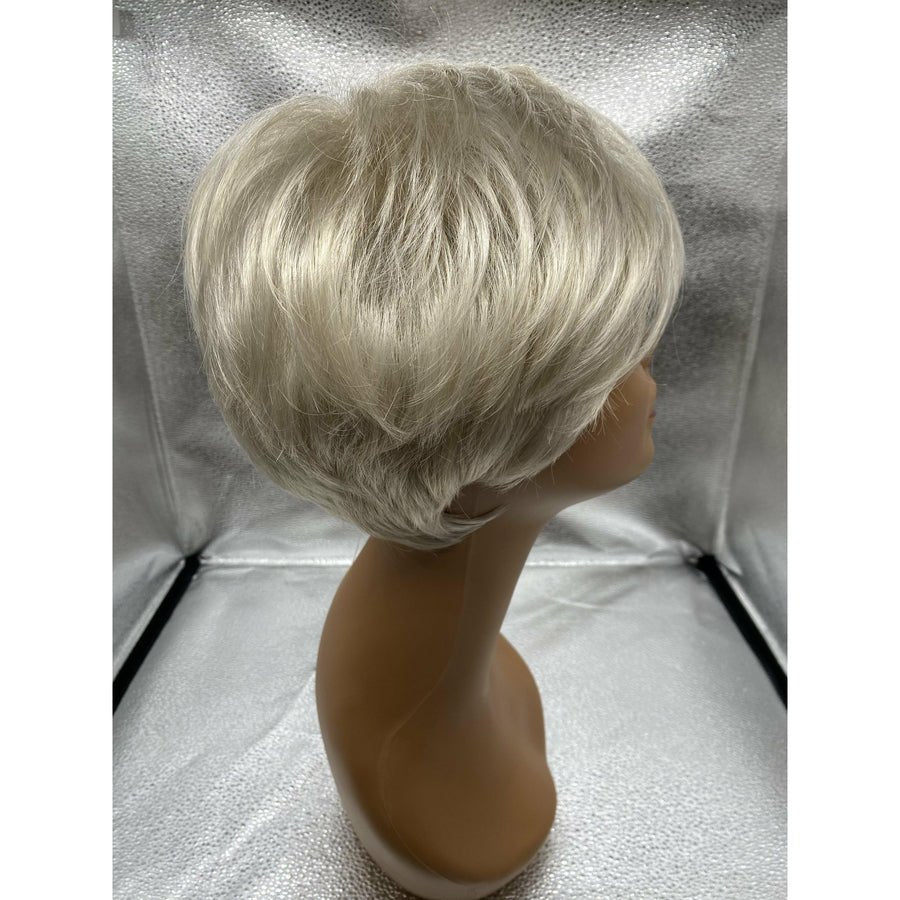 Winner Lightweight Pixie Cut Wig with Barely Waved Layers