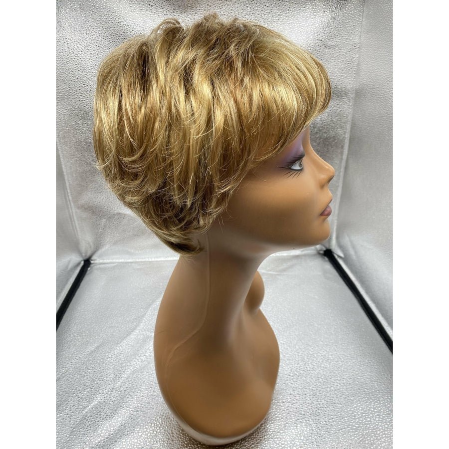 Winner Lightweight Pixie Cut Wig with Barely Waved Layers