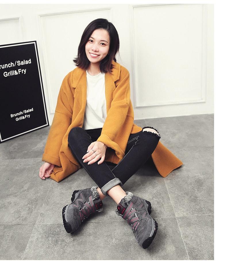 Unisex Suede Leather Winter Snow Boots with Fur Lining and Platform