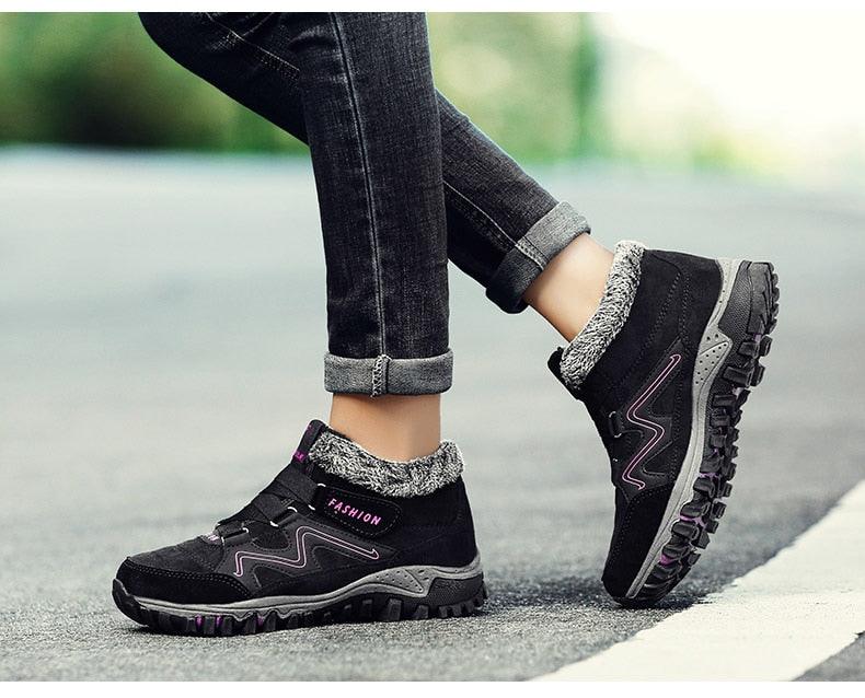 Unisex Suede Leather Winter Snow Boots with Fur Lining and Platform
