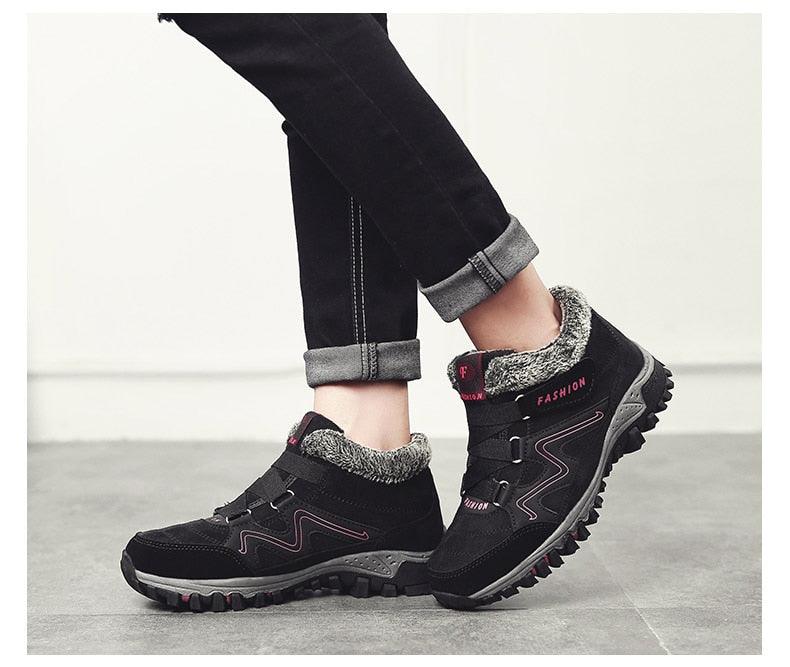 Unisex Suede Leather Winter Snow Boots with Fur Lining and Platform