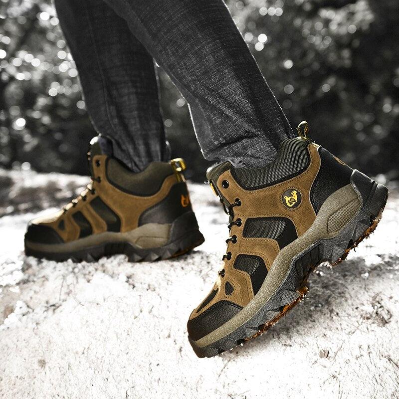 Men's High-Top Leather Winter Snow Boots with EVA Midsole