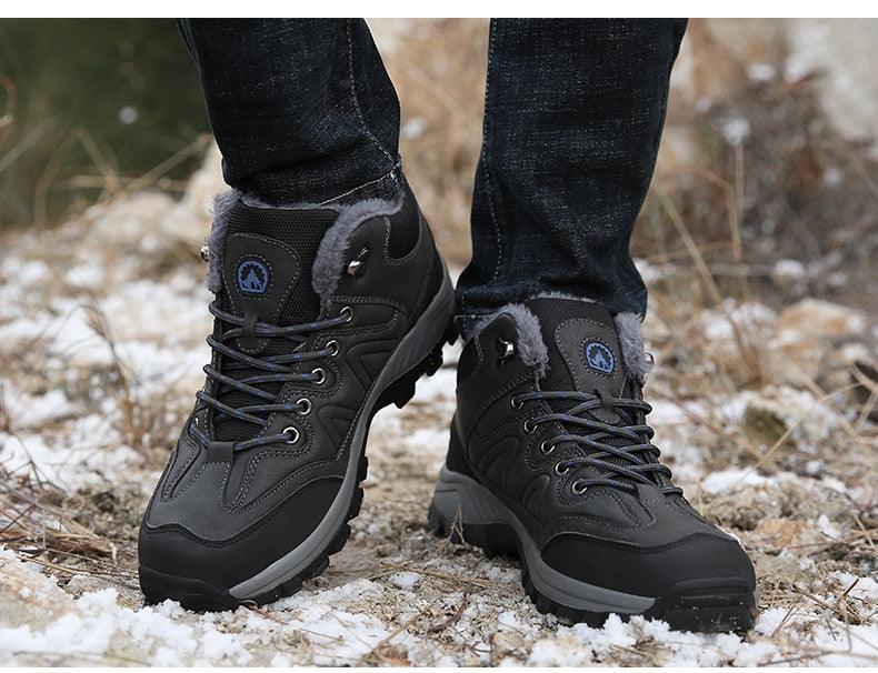 Men's Waterproof Leather Winter Snow Boots with Warm Fur Lining