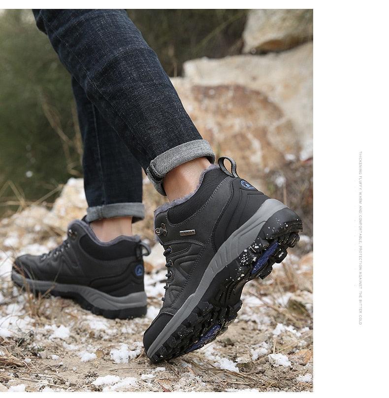 Men's Waterproof Leather Winter Snow Boots with Warm Fur Lining