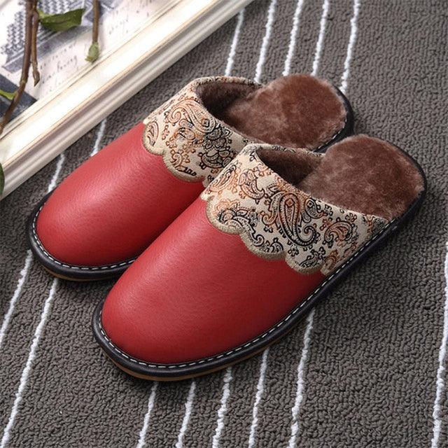 Unisex Leather Thermal House Slippers with Faux Fur Lining