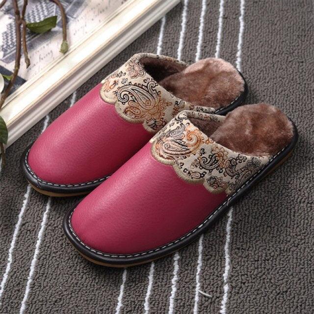 Unisex Leather Thermal House Slippers with Faux Fur Lining