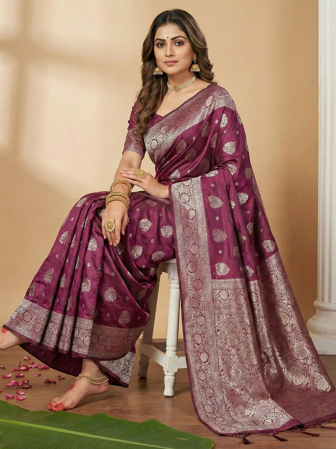 Elegant Purple Silk Blend Saree with Matching Blouse Piece